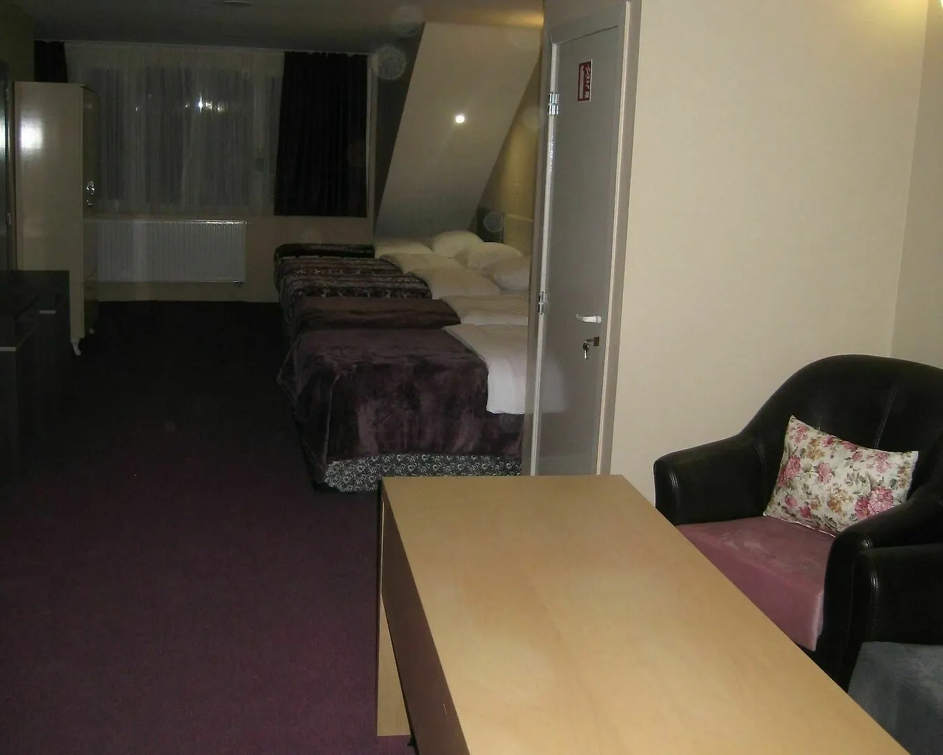 Hotel Meribel Saint-Josse-ten-Noode 3*,  Belgium